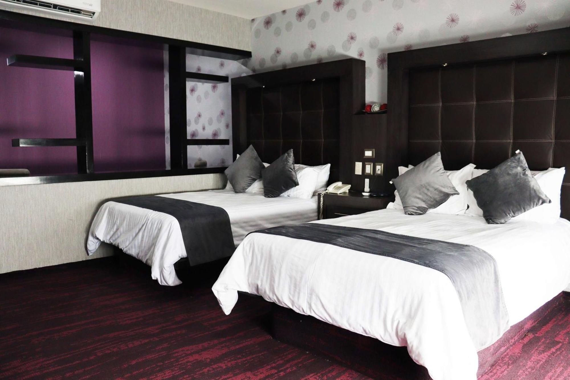 Wyndham Garden Aguascalientes Hotel & Casino Экстерьер фото