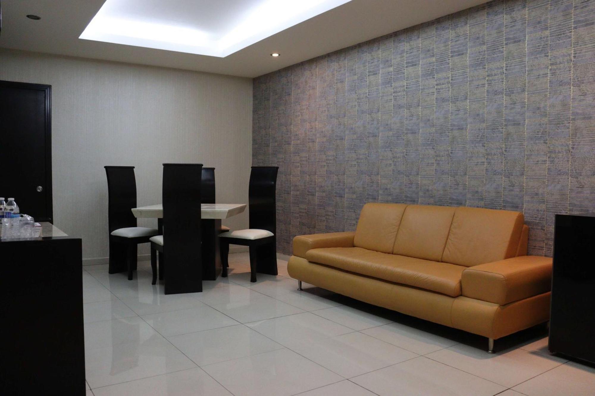 Wyndham Garden Aguascalientes Hotel & Casino Экстерьер фото