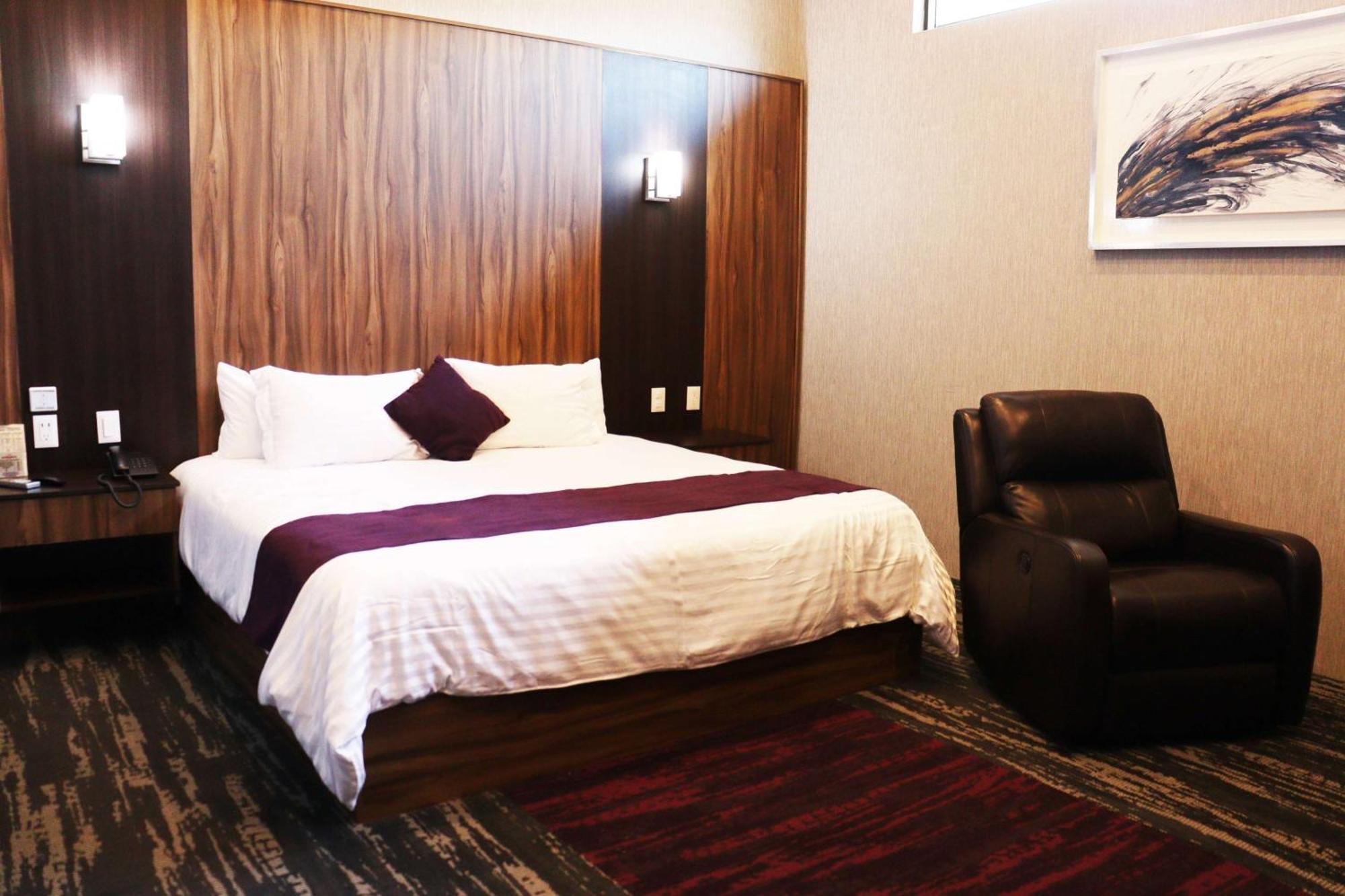Wyndham Garden Aguascalientes Hotel & Casino Экстерьер фото
