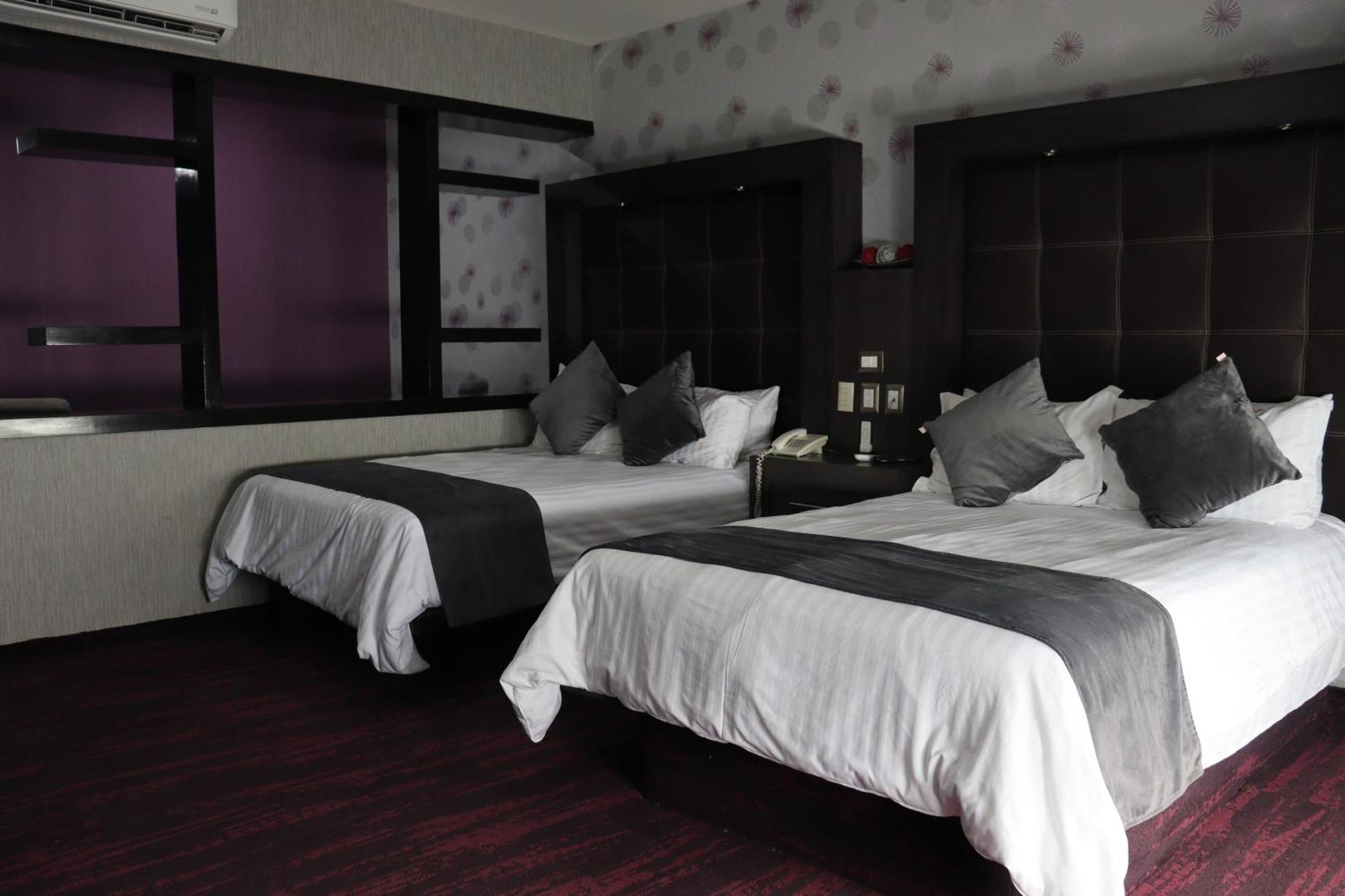 Wyndham Garden Aguascalientes Hotel & Casino Экстерьер фото